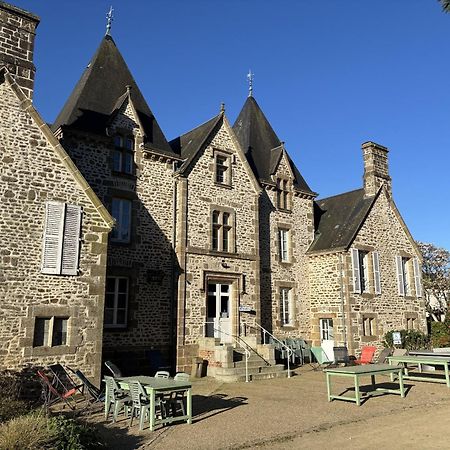 Chateau Du Bourg Saint-Denis-de-Gastines Kültér fotó